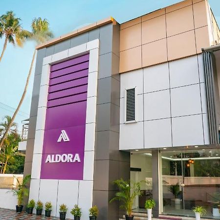 Aldora Airport Residency Hotel Nedumbassery Eksteriør billede