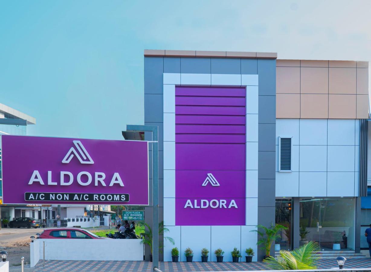 Aldora Airport Residency Hotel Nedumbassery Eksteriør billede