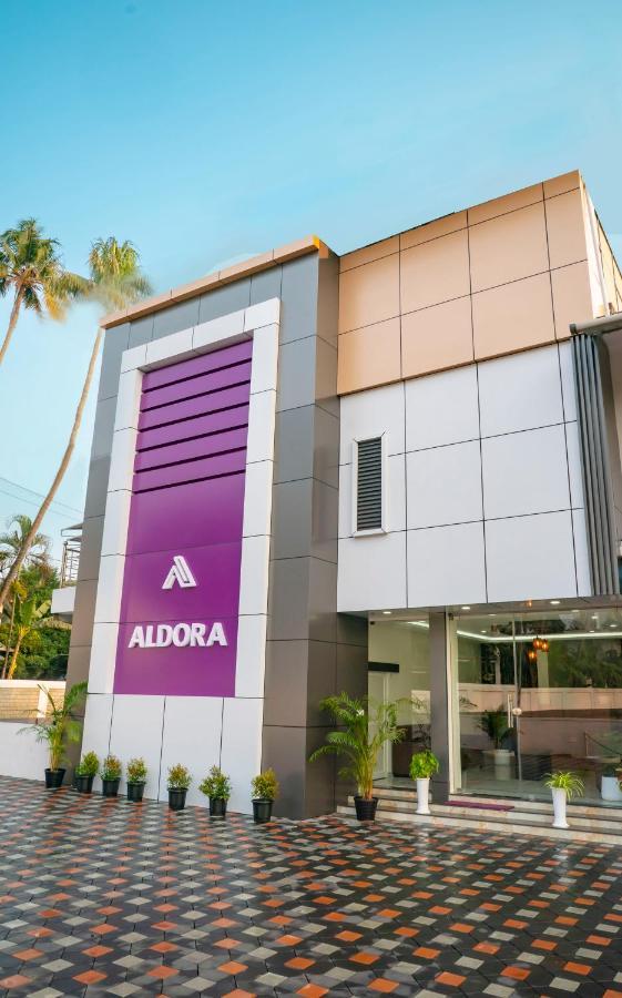 Aldora Airport Residency Hotel Nedumbassery Eksteriør billede