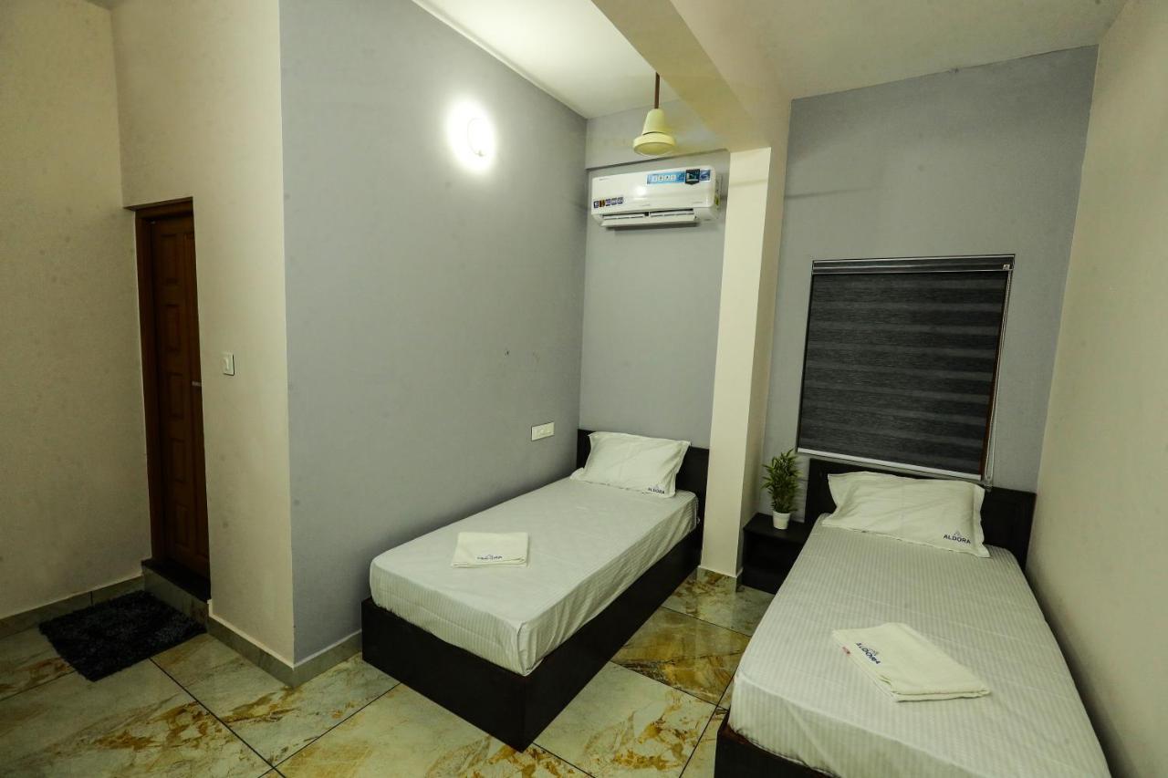Aldora Airport Residency Hotel Nedumbassery Eksteriør billede