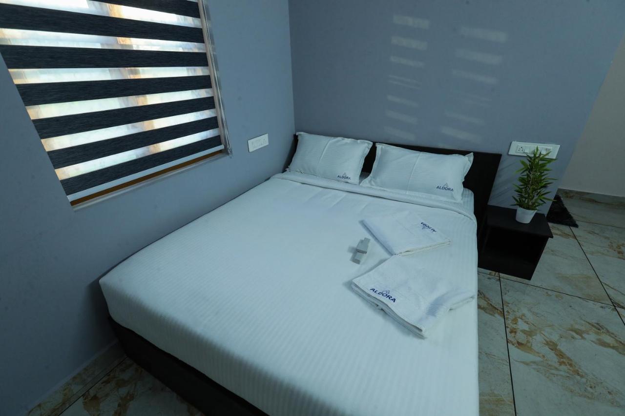 Aldora Airport Residency Hotel Nedumbassery Eksteriør billede