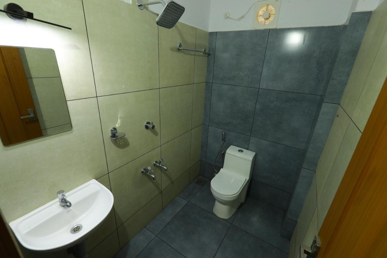 Aldora Airport Residency Hotel Nedumbassery Eksteriør billede